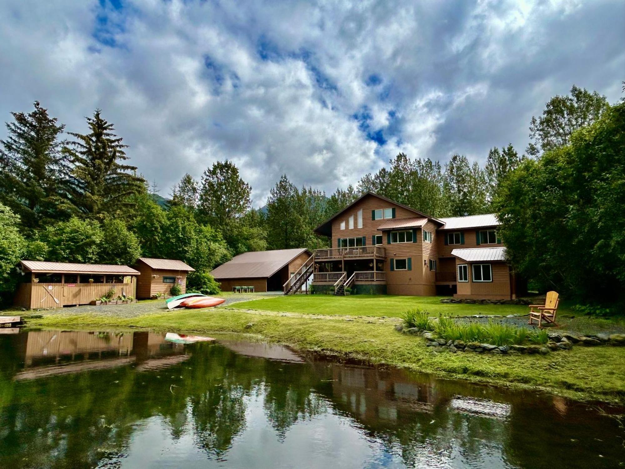 Bear Lake Lodgings B&B, Inc Seward Eksteriør bilde
