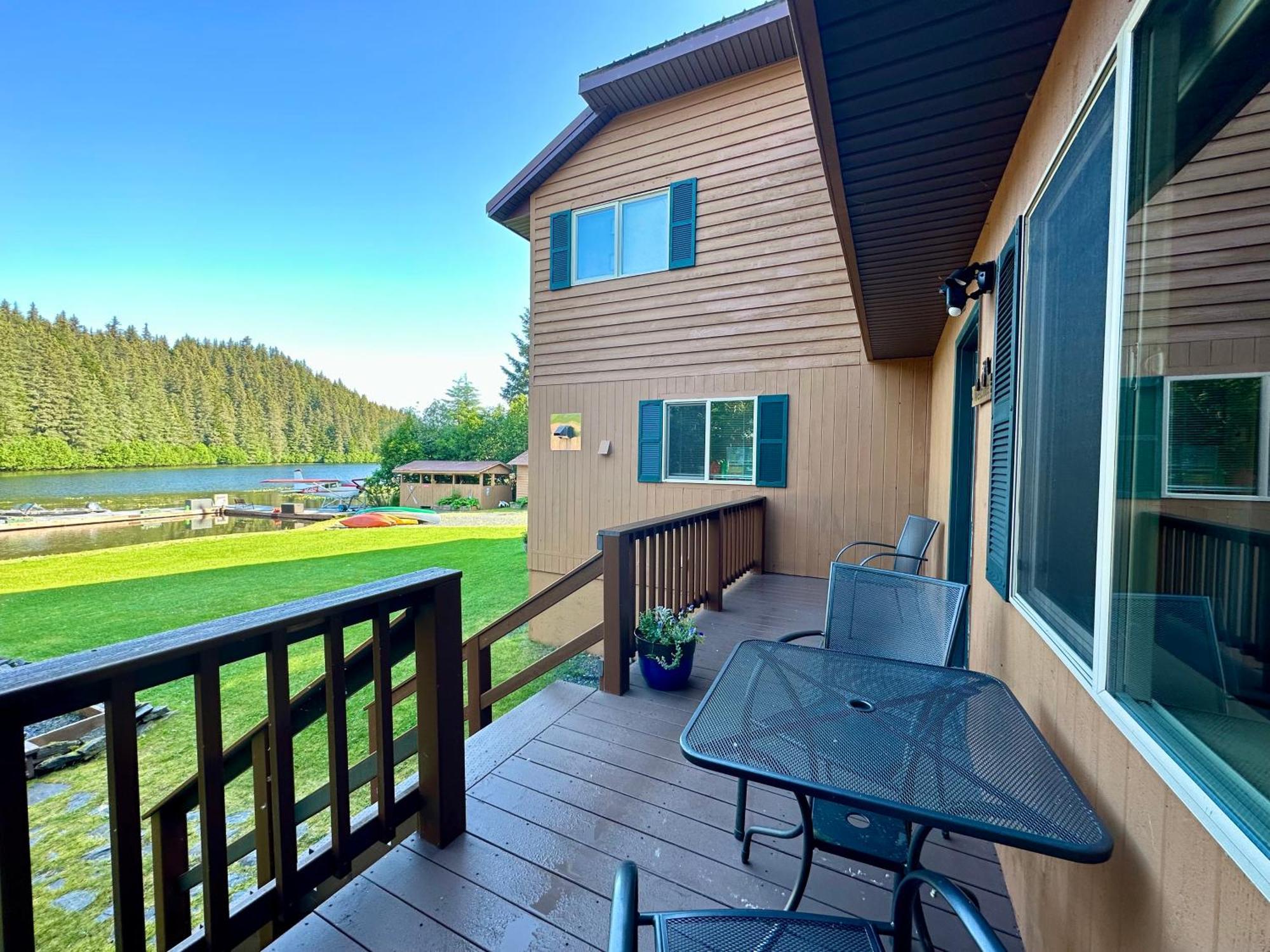 Bear Lake Lodgings B&B, Inc Seward Eksteriør bilde